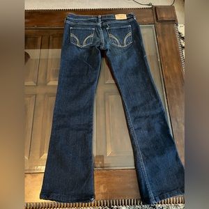 Hollister SoCal Stretch 5R 27x33 Women’s Dark Blue Denim